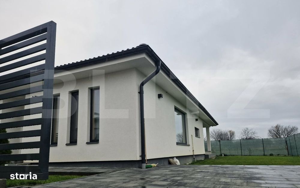 Casa de vanzare, 103 mp, zona Martinesti
