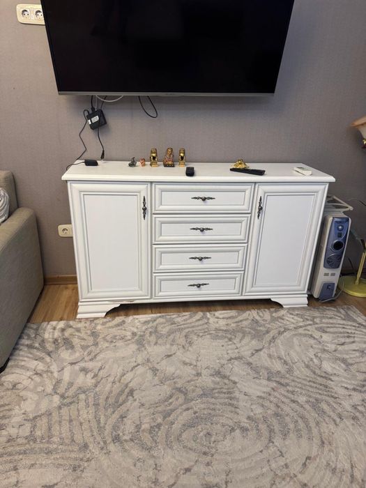 Продаю белый комод