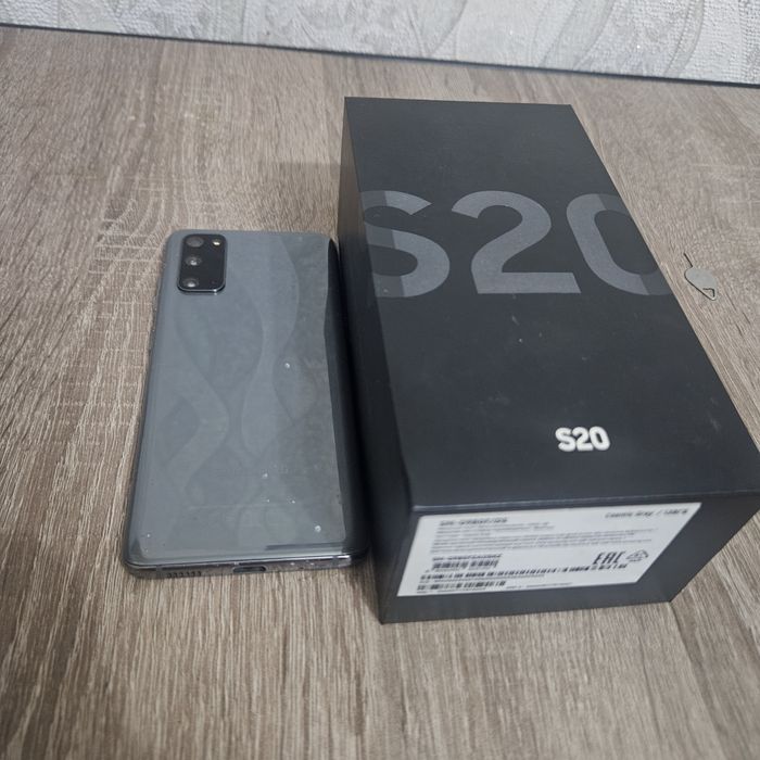 Продам Samsung s20