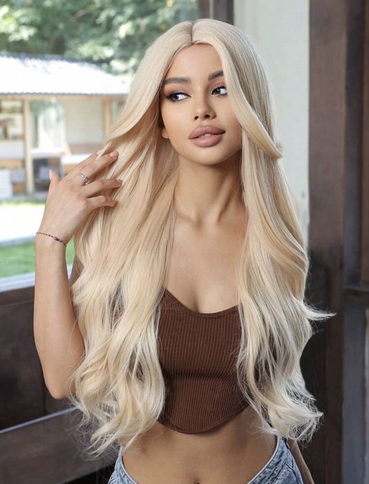 Дълга руса дамска перука с естествен вид – мека вълниста коса