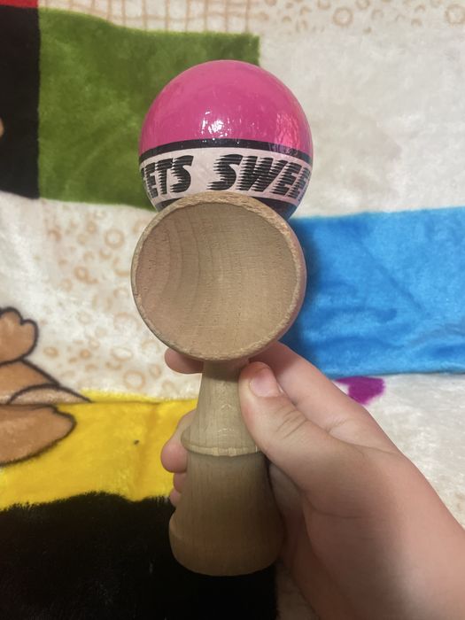 Kendama schimb/vând