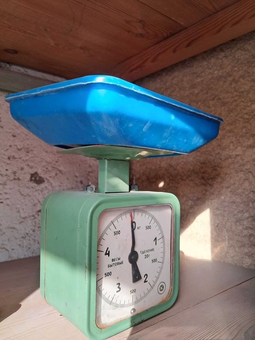 Продаются весы в отличном состоянии