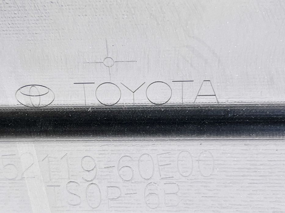 Передний бампер под оригинал Toyota Prado 150