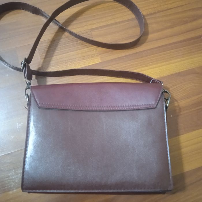 Срочно продам женскую сумку