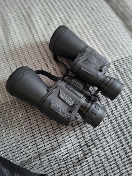 Бинокль новый продам