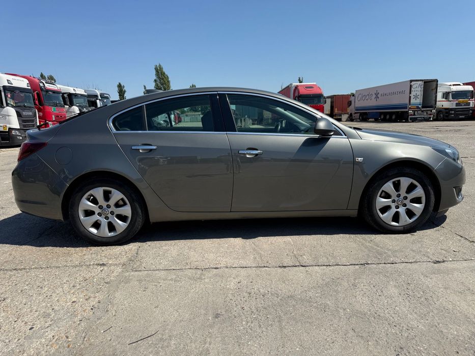 Opel Insignia Insignia cod motor B20DTH, primul proprietar in RO din 2021