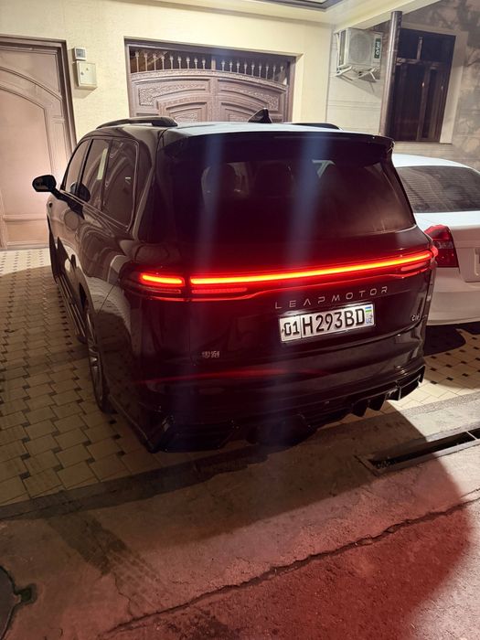 Leapmotor C16 2025 srochna sotoladi