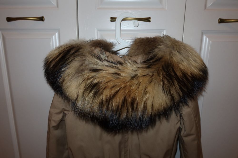 Налична дамска парка/дамско палто с естествен косъм ХС размер