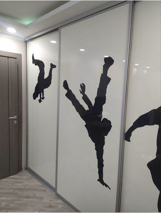 Встроенный шкаф из материала MDF производитель EGGER