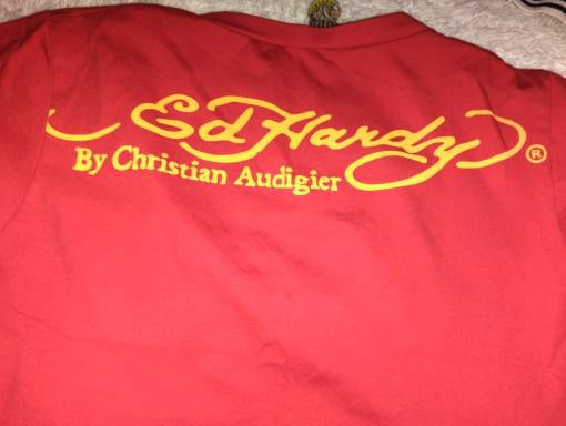 Продам футболку Ed Hardy
