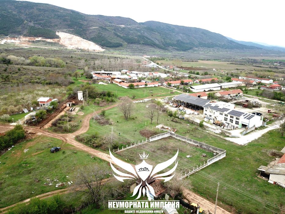 Продавам парцел 1000кв.м. в с.Мулдава, общ.Асеновград статут УПИ