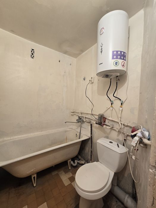 Zudlik bilan frunze massifda 2 xonali kvartira ijaraga beriladi