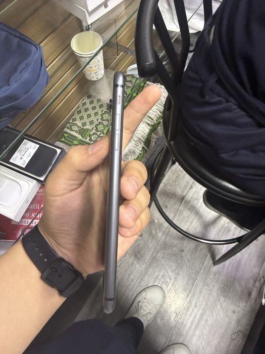 Iphone 8+ holati ideal