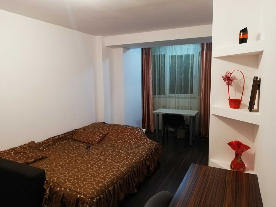 garsoniera de inchiriat