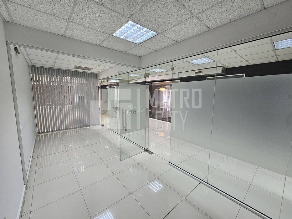 Дава се под наем Офис в София, Младост 3 - 418 кв.м за 3672 € - Снимка #10