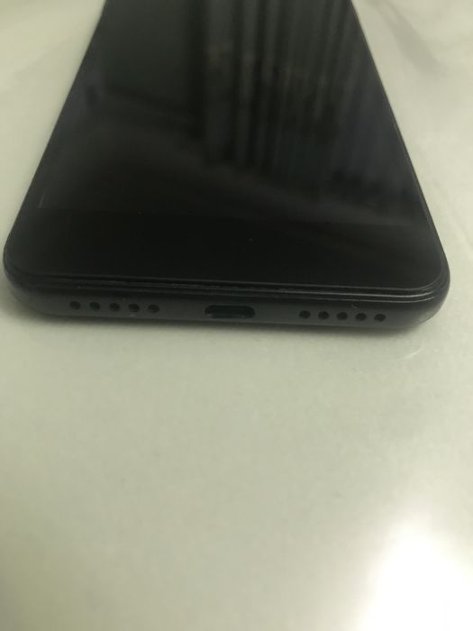 Redmi 4x  32GB.  RAM 3.00GB