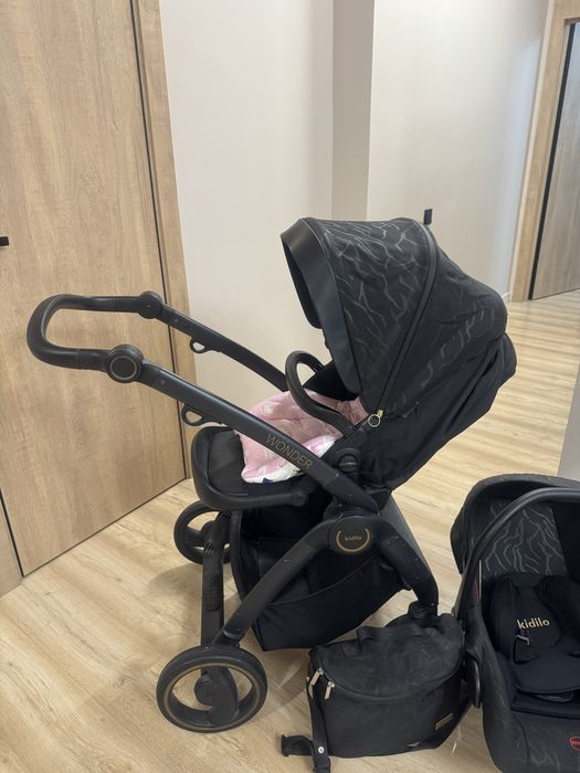 Продам Детскую коляску Kidilo Wonder