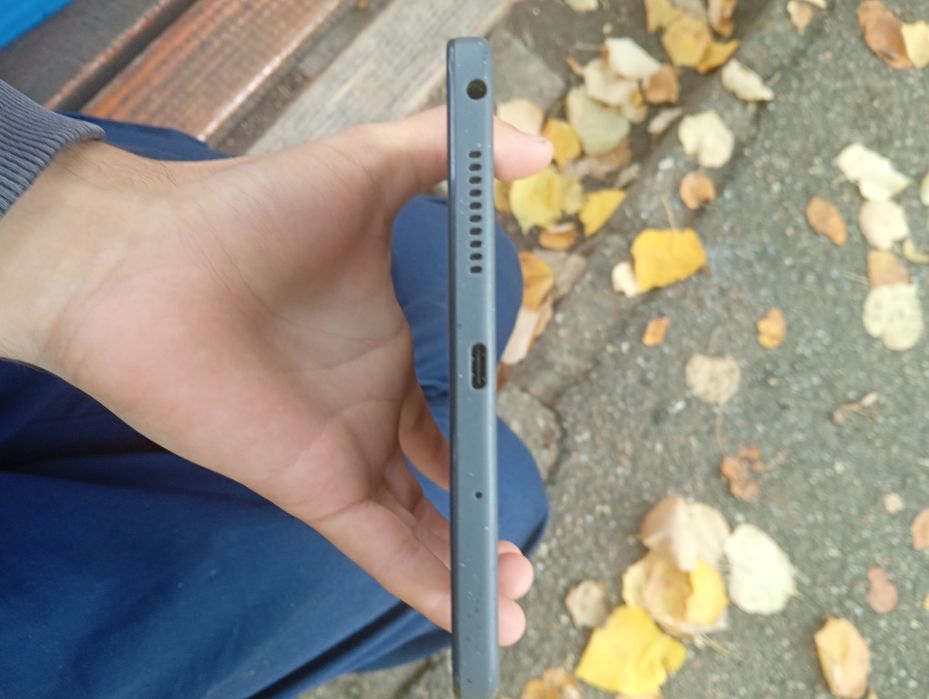 Tableta Lenovo Tab One 8.7" – Ca Noua, Garantie Altex + Cutie si accesorii