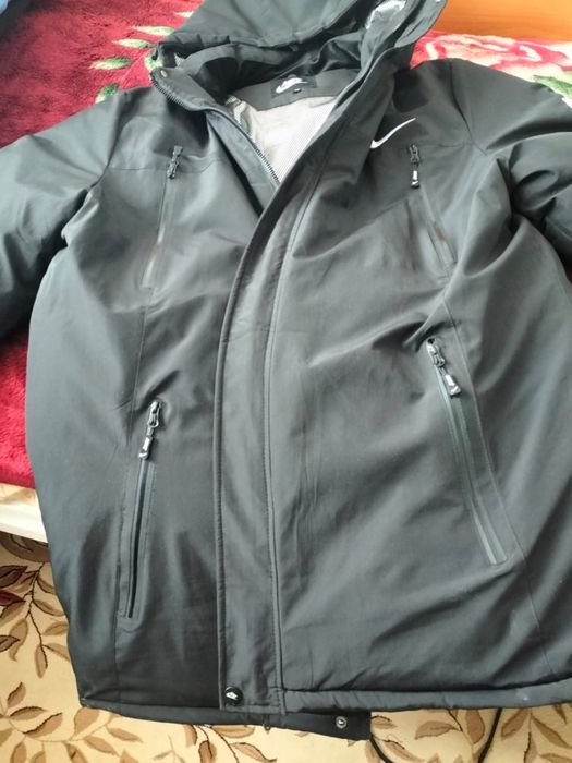Продам куртку мужскую