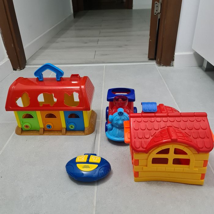 Vând jucarii ieftine și bune