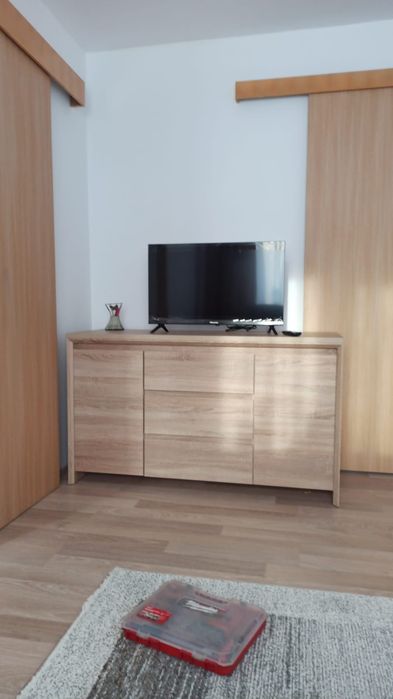 Inchiriez apartament in regim hotelier