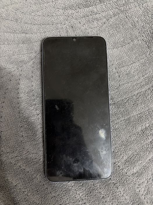 Продам телефон HONOR X6,