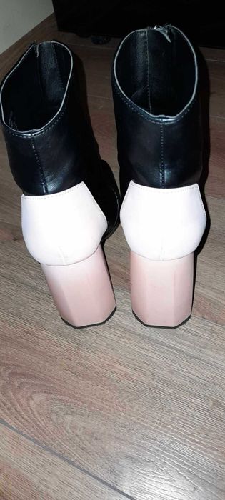 Боти ZARA 38/39 номер