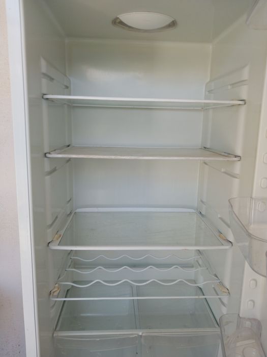 Холодильник "POZIS"  , Российского производства , в рабочем состоянии.