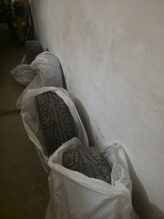 Шины  NOKIAN 215/65/16 RS2 SUV