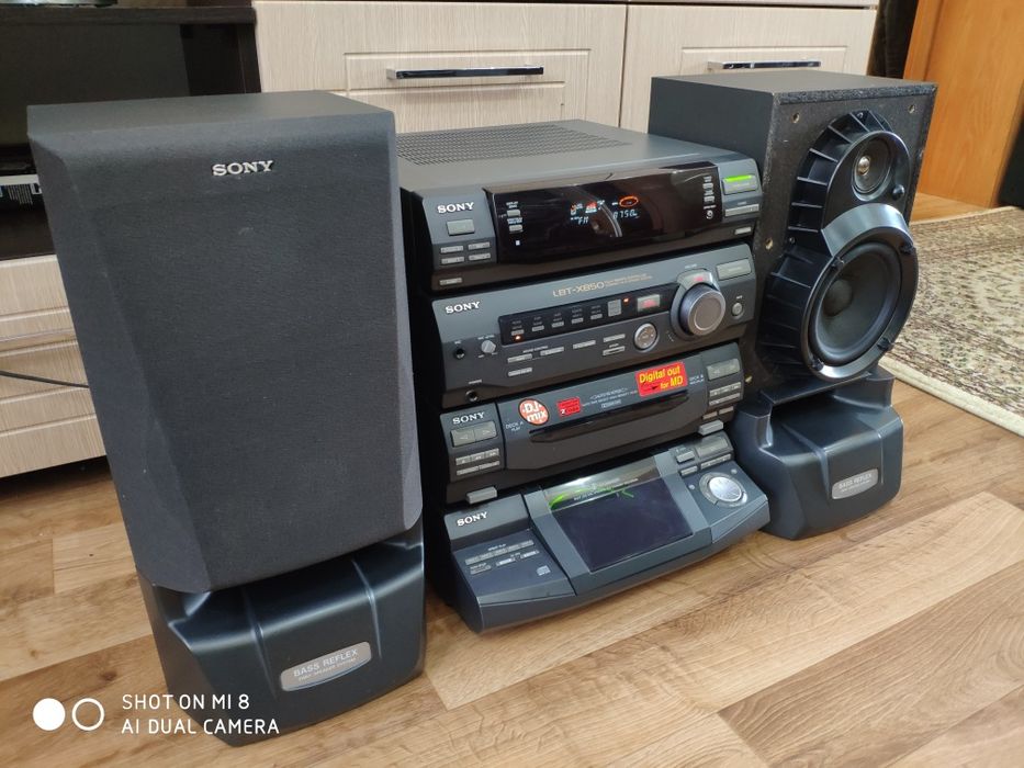Музыкальный центр SONY LBT-XB50