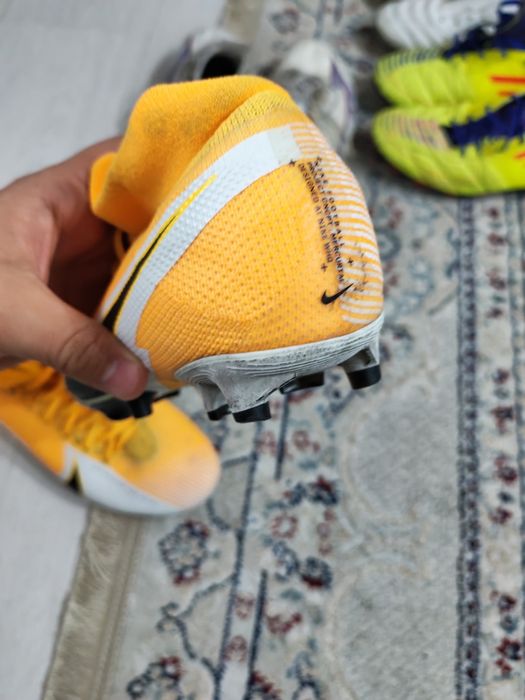 Продам бутсы 41 мерки оригинал