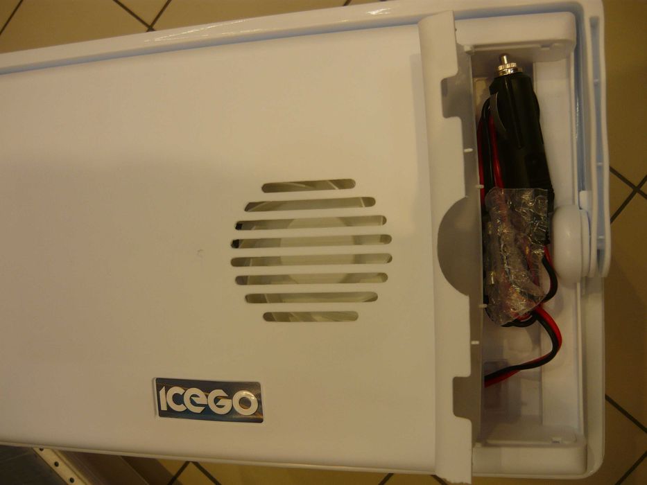 Ladă cutie frigorifică electrică auto 12 V 30 litri NOUĂ