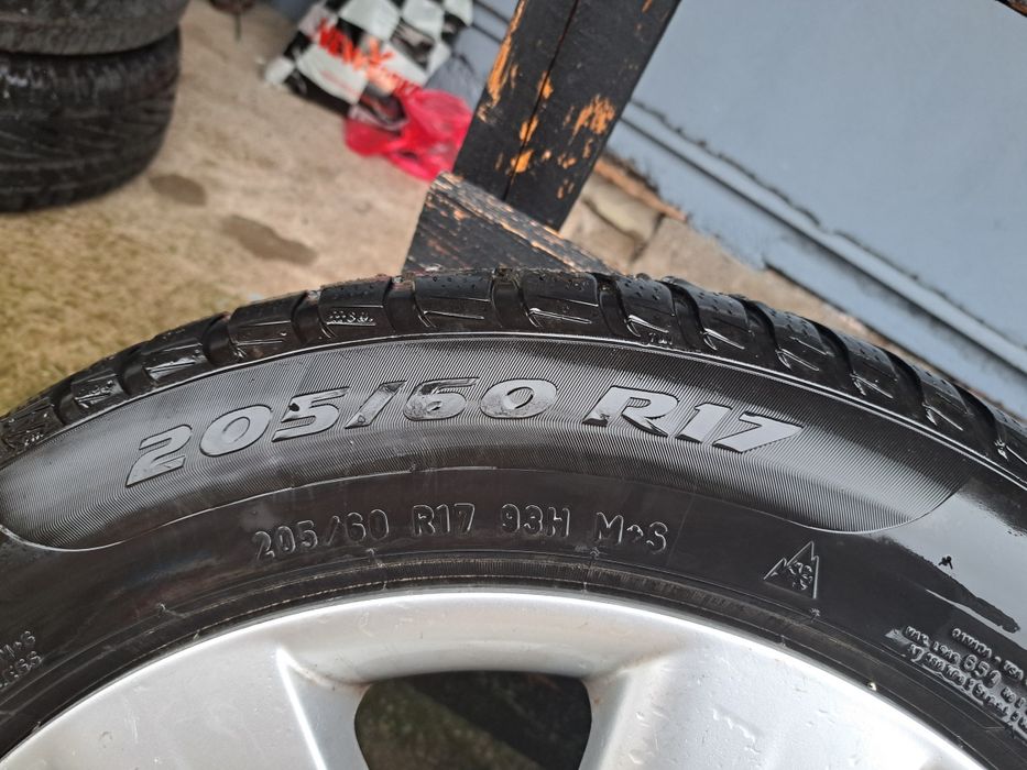 Jante 5×112 Audi&Vw  205/60/17 cu gume aproape noi M&S  1250 lei