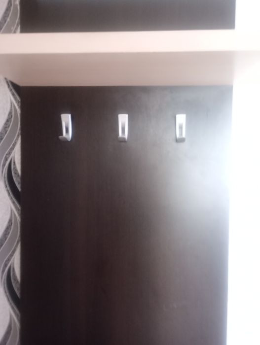 Вешалка для прихожки