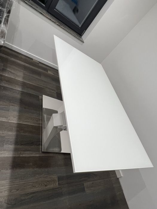 Masa alba placata cu sticla 160/90+4scaune