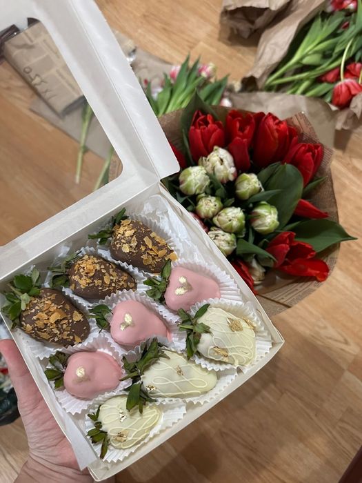 клубника в шоколаде