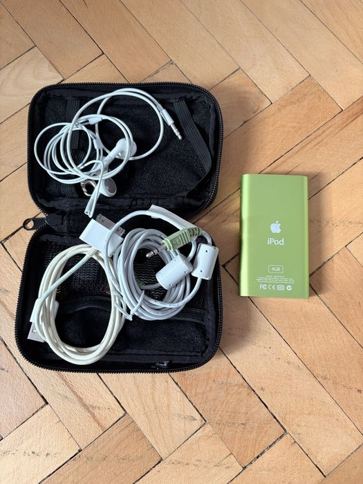 Boxa iPod Hi-Fi A1121 impreuna cu iPod Mini A105 4Gb