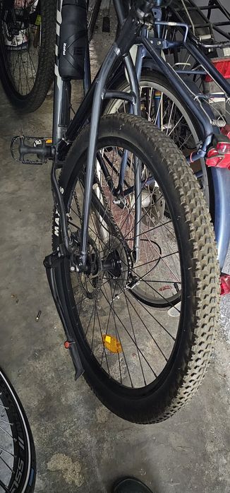 Vind bicicleta Giant pe 29