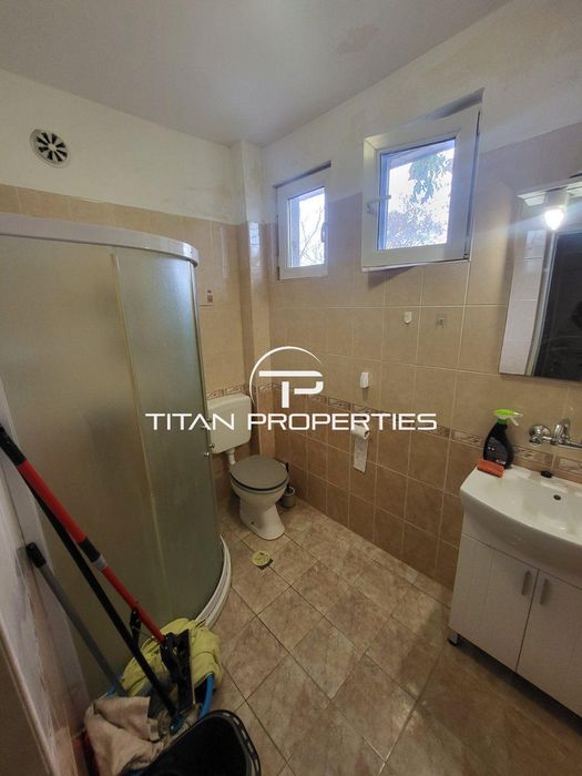Продава се Тристаен апартамент в Бургас, Възраждане - 80 кв.м за 2250 €/кв.м - Снимка #6