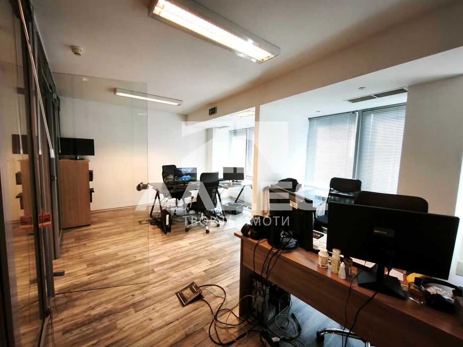 Дава се под наем Офис в София, Младост 4 - 336 кв.м за 2090.49 € - Снимка #10