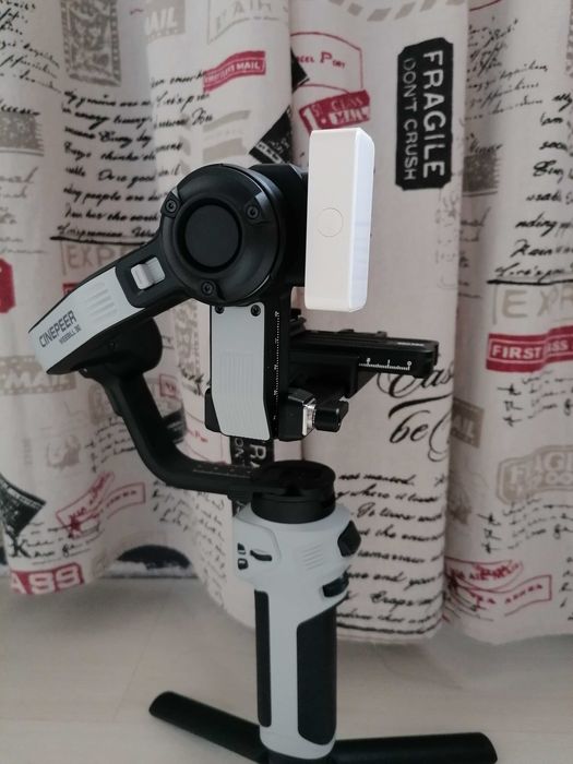 Мини осветление с вградена батерия и магнитно закрепване