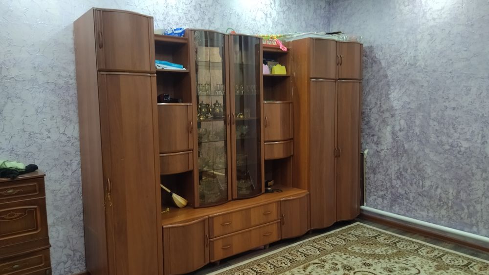 Продам стенку в хорошем состоянии