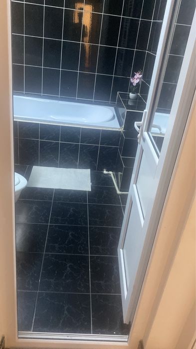 Închiriez apartament 2 camere decomandat, Slobozia, str. Mihai Eminescu