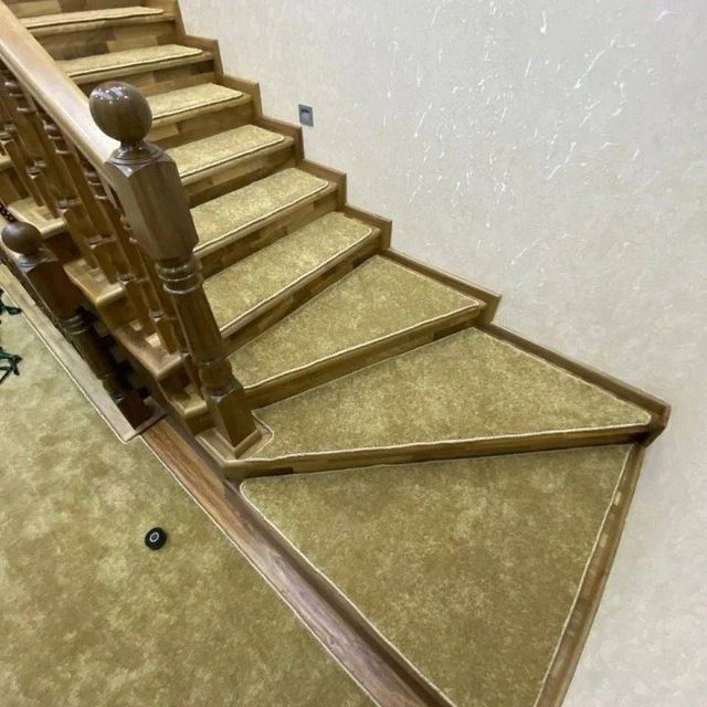 Kavralan gilam optim sotamiz zinalarga ustonofka qilamiz