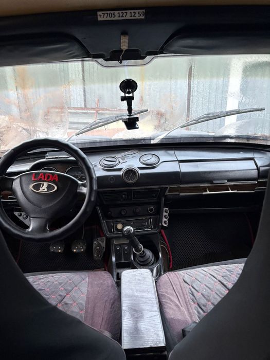 Продам ваз 2106     Требует ремонт