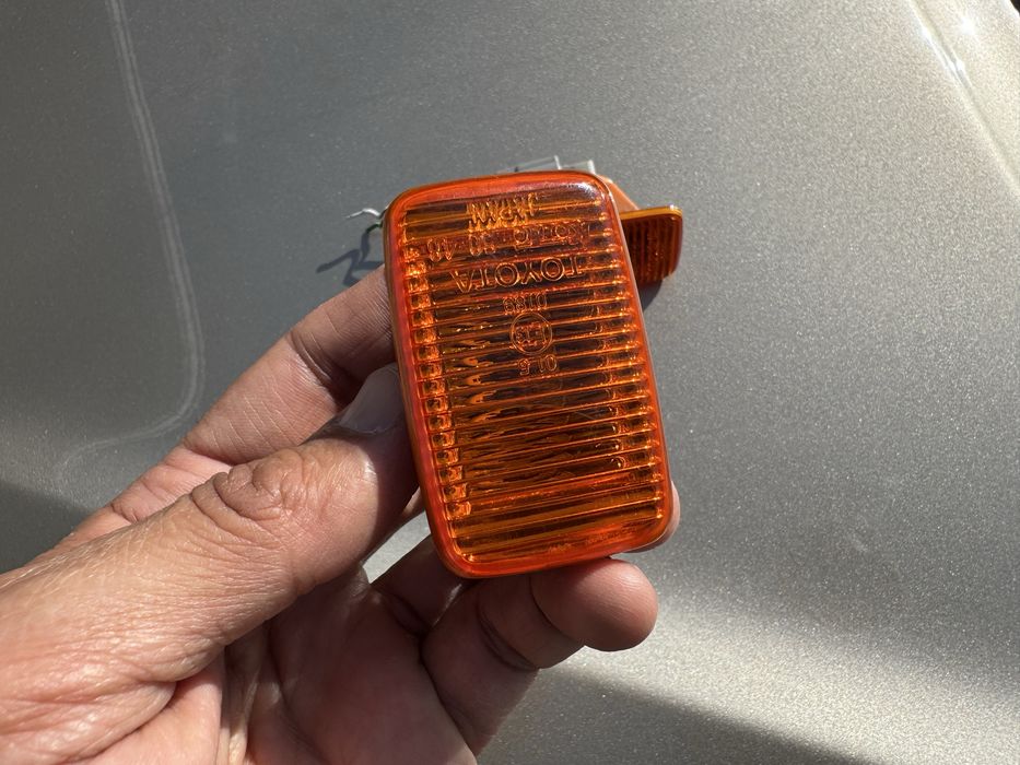 Тоуота Camry поворотники оригинал