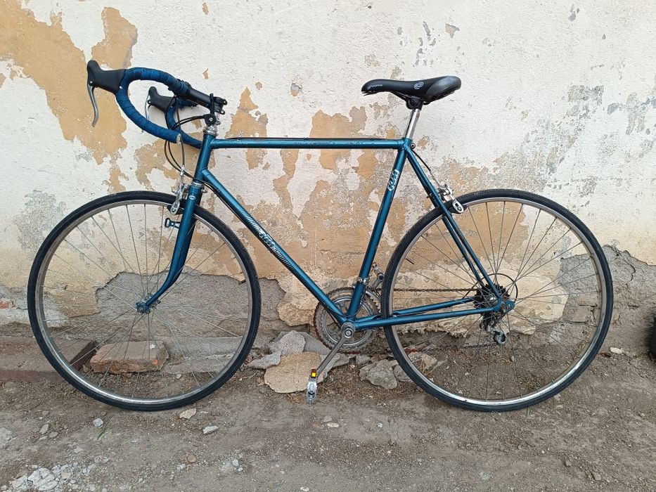 Vând semicursiera KTM