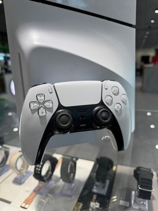 Продаю Ps 5 slim
