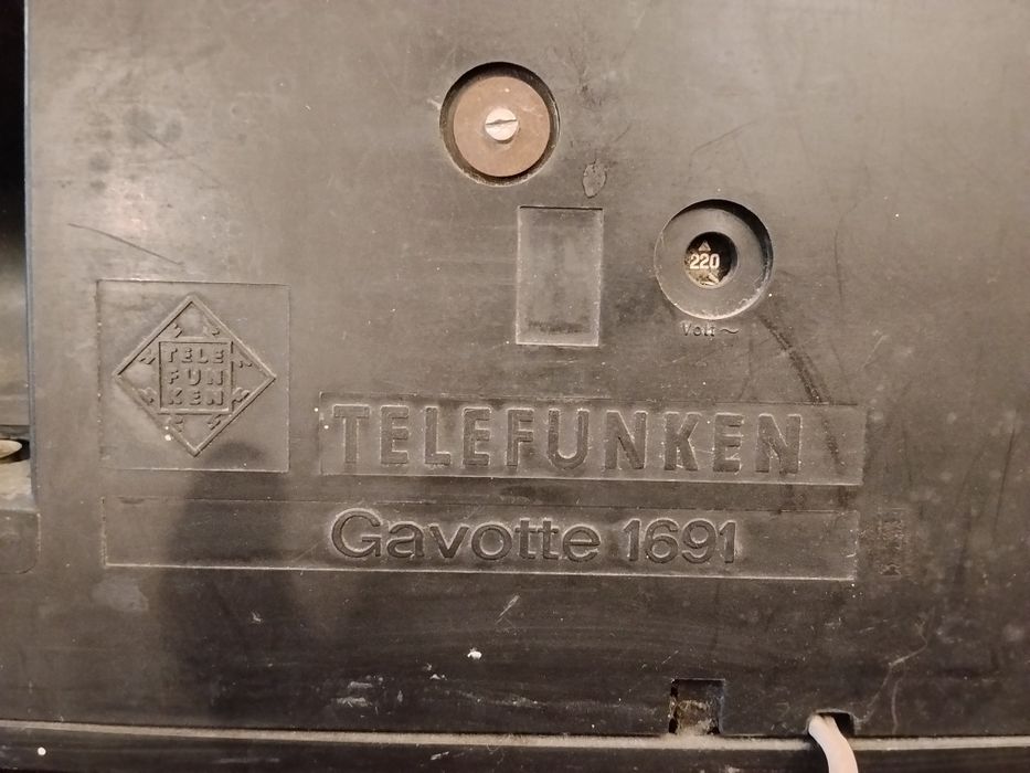 Radio de colecție Telefunken