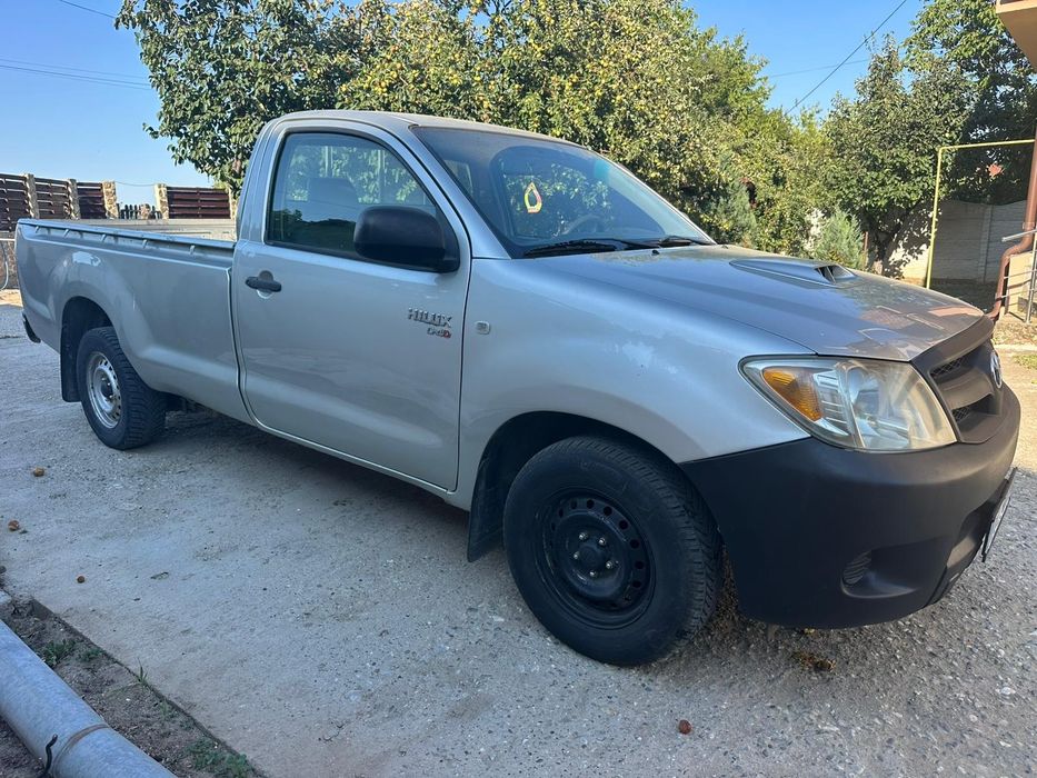 TOYOTA HILUX  4X2  - locuri